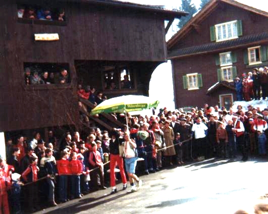 ASonnenschirm1981.JPG