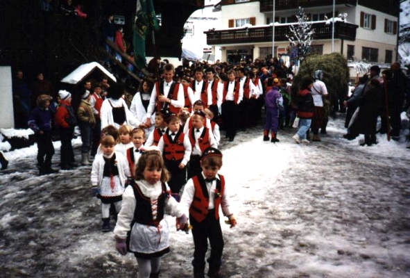 BMUmzugKinder1995.JPG